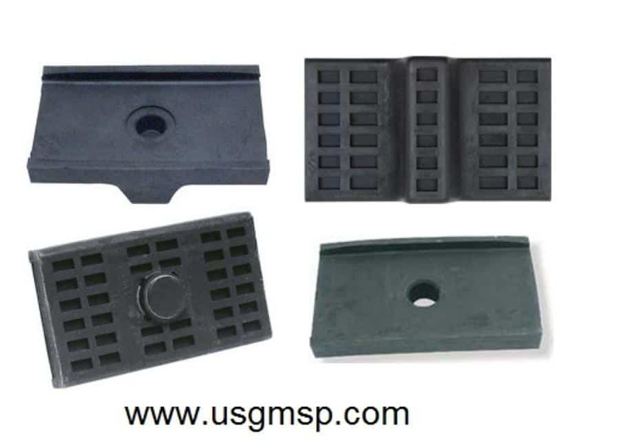 Leaf Spring Pad Kit: 70-81F  (Repro Rubber)
